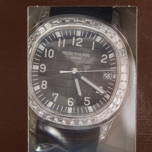 Patek Philippe AQUANAUT 5167/300G-010 Automatic Stainless Steel Dark Grey