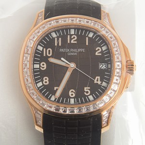Patek Philippe AQUANAUT 5167/300R-010 Automatic 18kt Rose Gold & Diamonds Black
