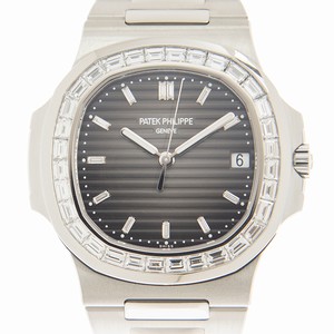 Patek Philippe NAUTILUS 5711/110P-001 Automatic 18kt White Gold & Diamond Black