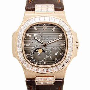 Patek Philippe NAUTILUS 5724R-001 Automatic 18kt Rose Gold & Diamonds Black