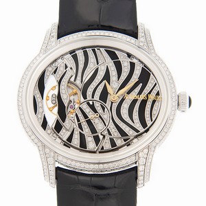 Audemars Piguet MILLENARY 77249BC.ZZ.A102CR.01 Manual Wind 18kt White Gold & Diamond Black & White